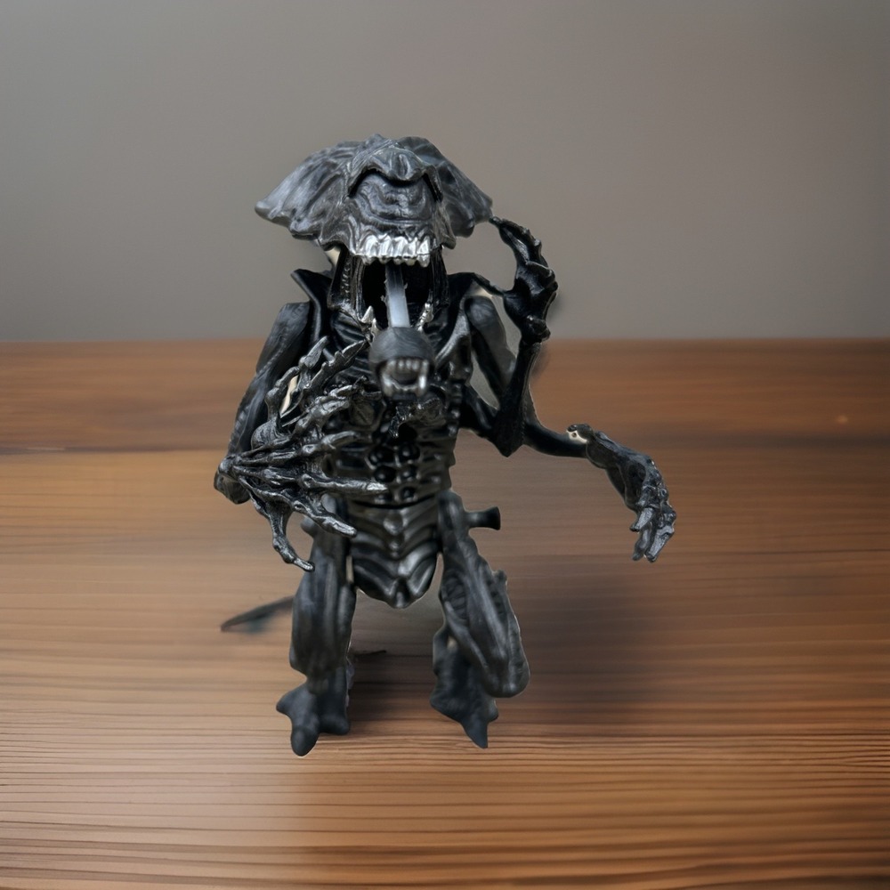 Aliens vs Predator 5 in Loose Vintage Alien Action Figure EAF1
